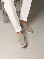 Classic Suède Loafer Light Grey
