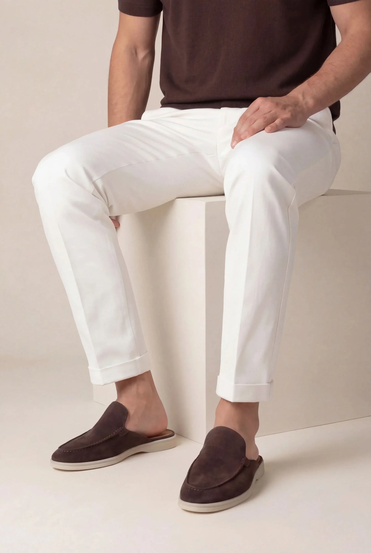 Brown Suède Yacht Mule